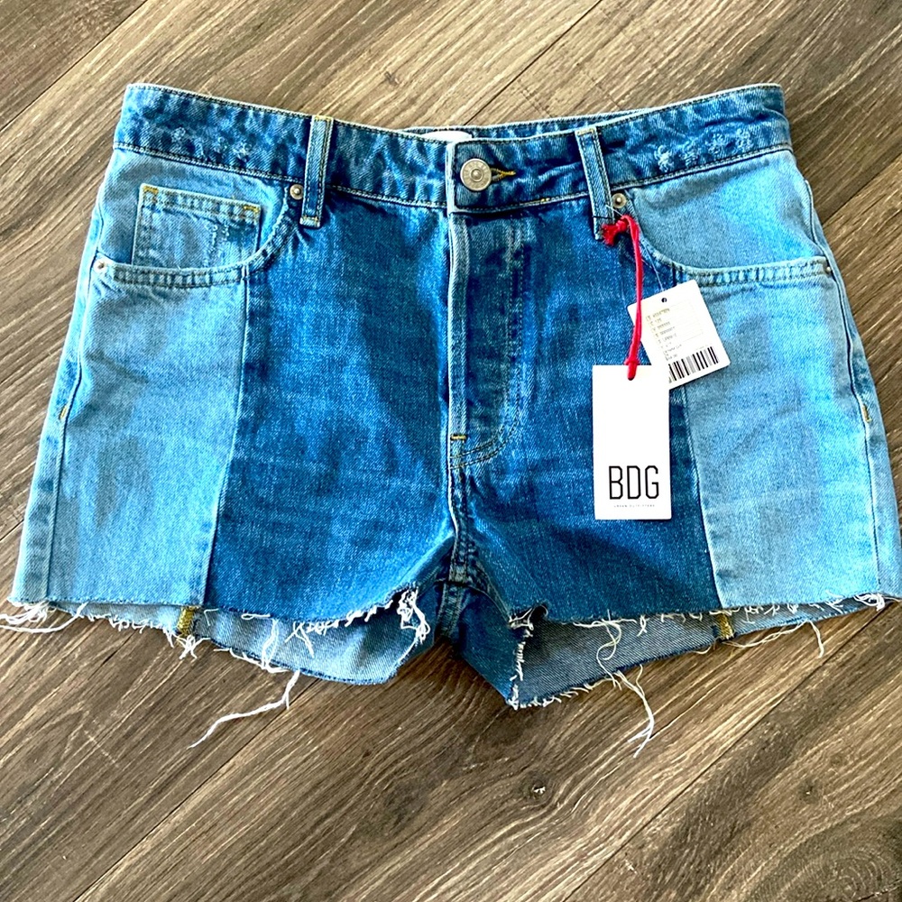 NWT Urban Outfitters BDG Two Tone Denim Shirts - Size 28